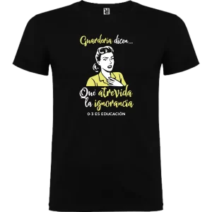 Camiseta negra "Guardería dicen..."